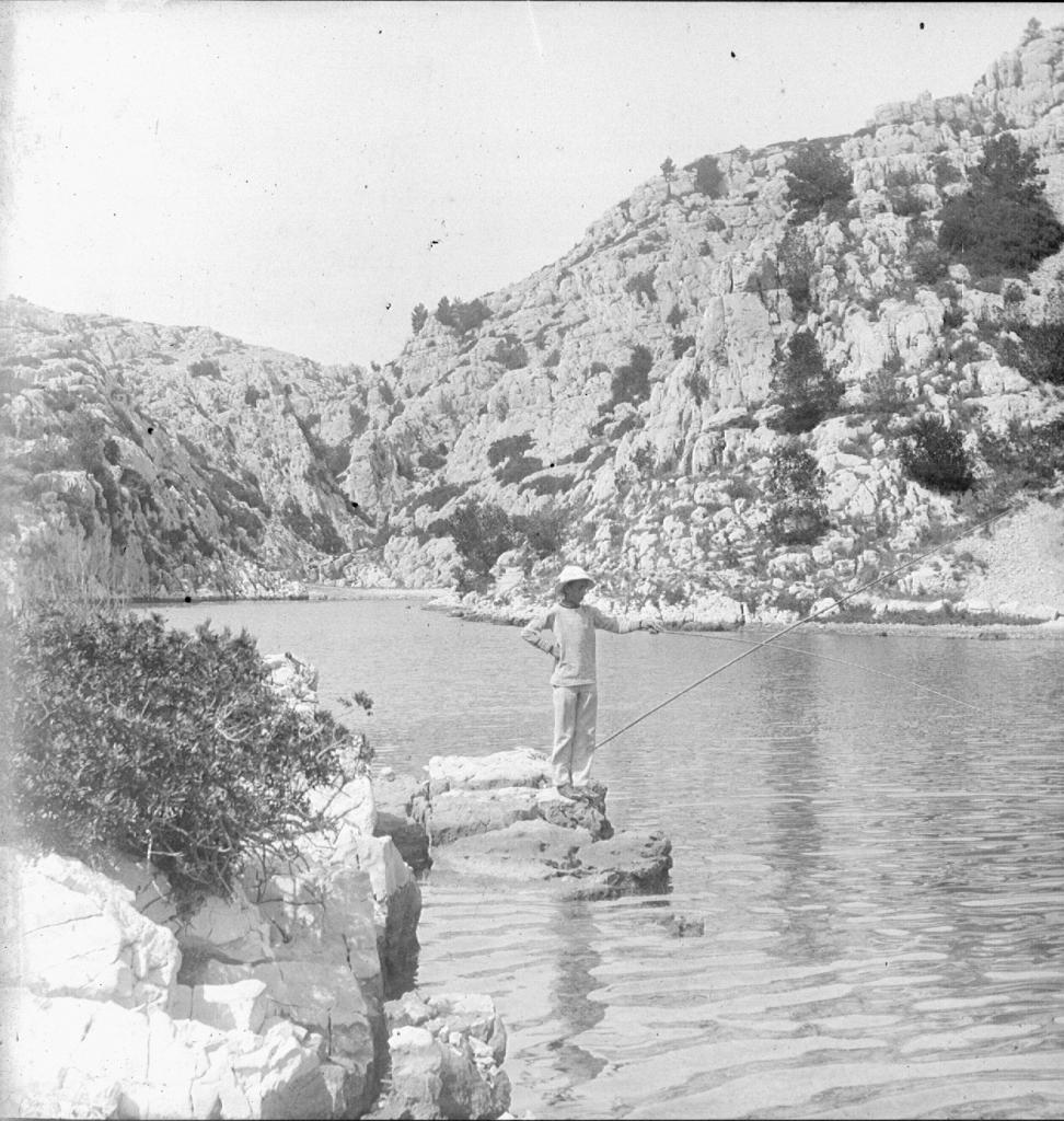 Vers le fond de la calanque..